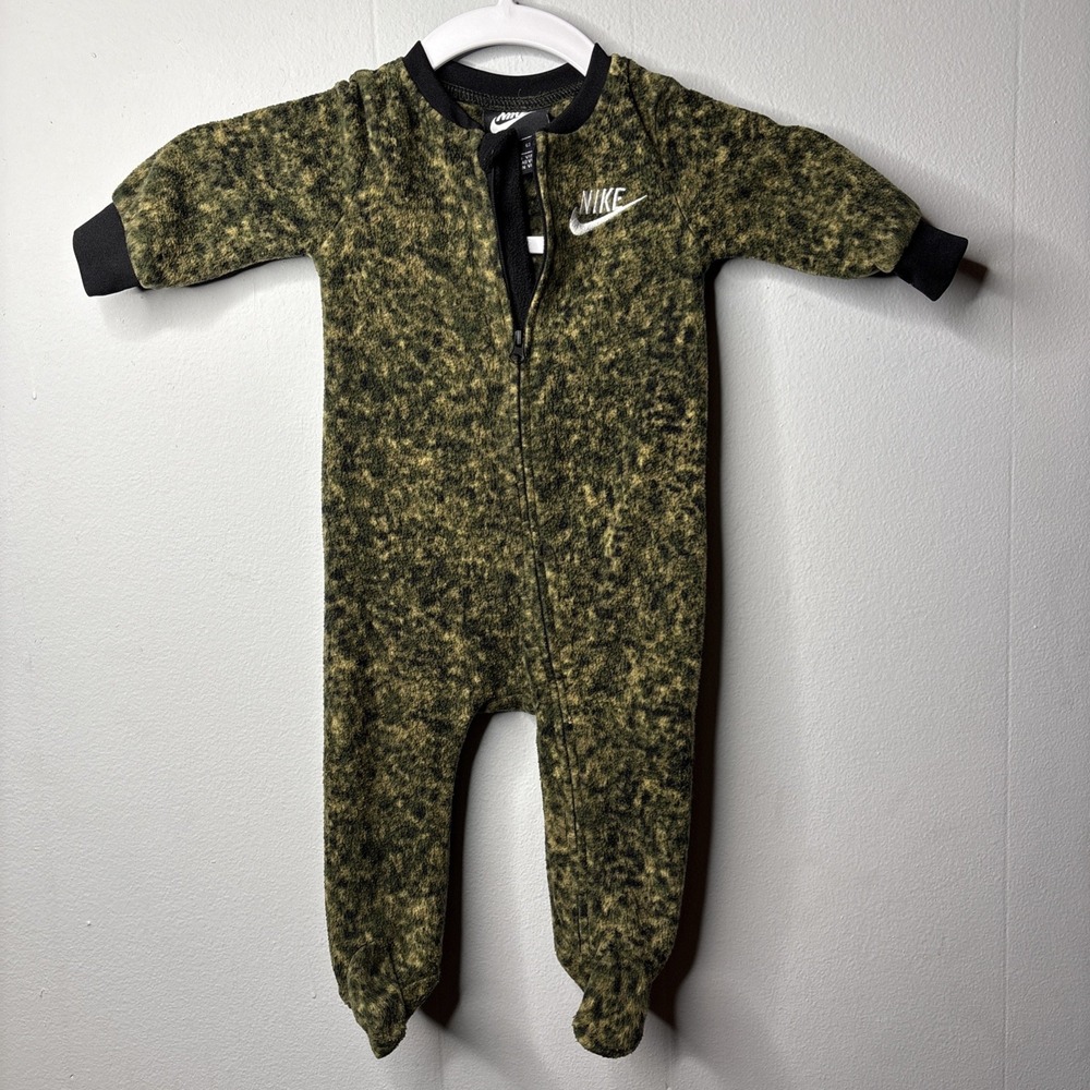 Nike One Piece, Toddler Baby‎ Size 6M, Green Camouflage, Fleece, Zip, Sleepwear